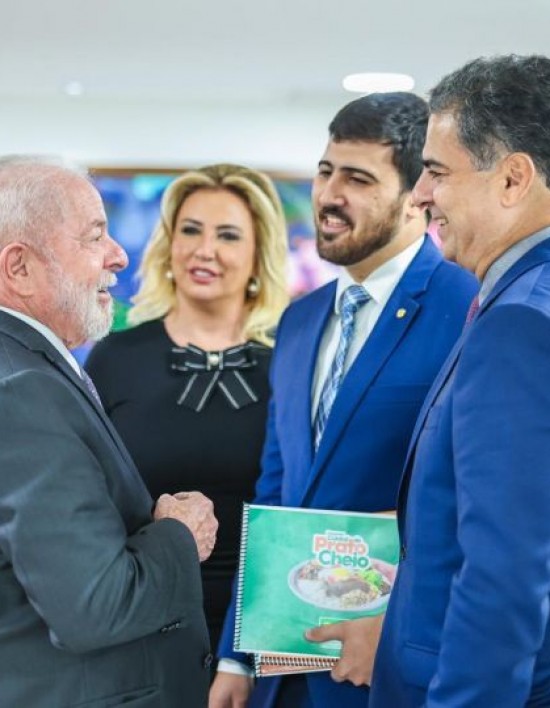 Política MT Lula recebe o prefeito Emanuel Pinheiro, Marcia Pinheiro e Emanuelzinho em Brasília