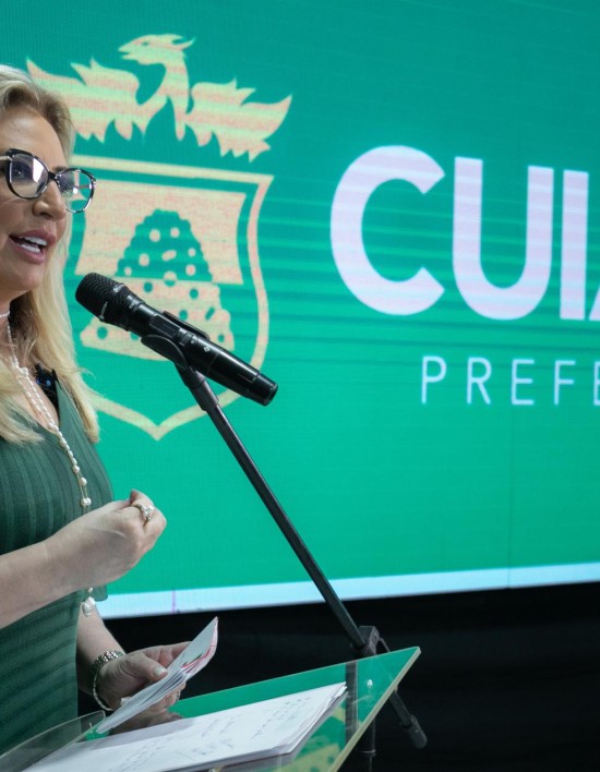 Primeira-dama Márcia Pinheiro cita relevância da Secretaria da Mulher no combate à violência