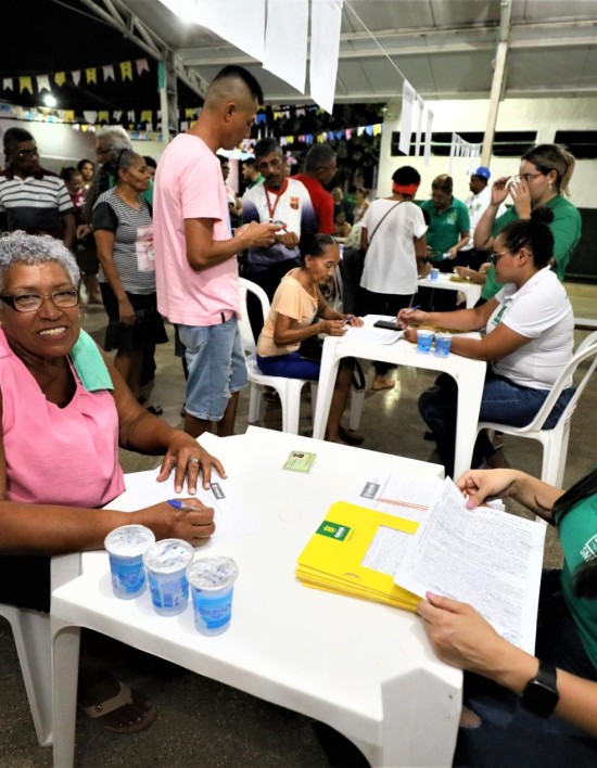 Prefeito de Cuiabá entrega 510 títulos definitivos de propriedades nesta terça-feira (4)