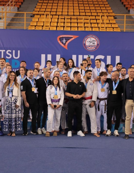 Atletas de MT com deficiência competem em Mundiais de Para Jiu-Jitsu na Grécia e nos Emirados Árabes Unidos