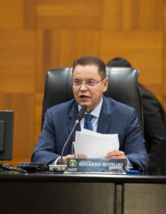 Botelho deputadp de mt ganha prêmio e finalista do Prêmio Unale