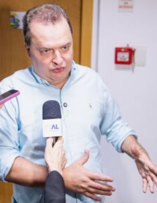 PRESIDENTE AL MT MAX RUSSI Produtores de queijo de MT terão apoio da Assembleia Legislativa para participar de Mundial na França