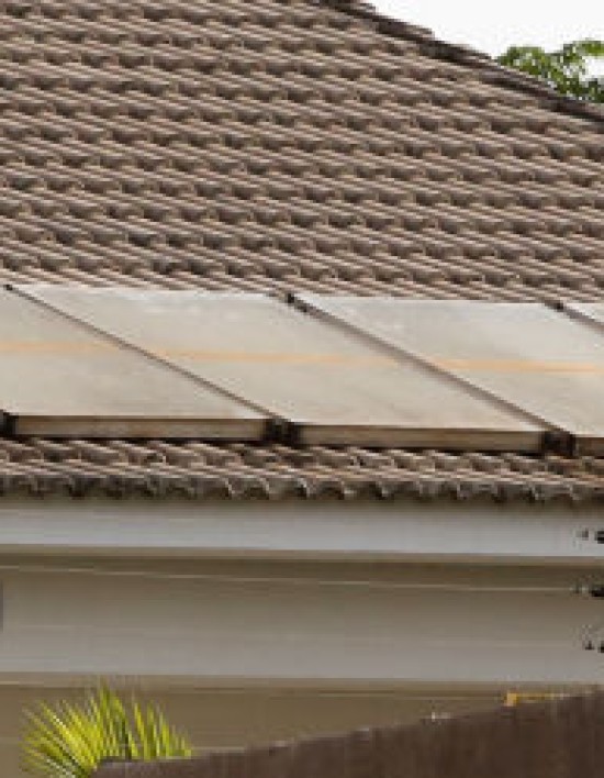 Mesa Diretora protocola ação contra cobrança retroativa de ICMS sobre energia solar