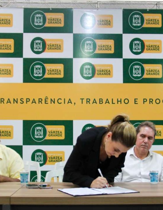 Saúde em Várzea Grande: Flávia Moretti Articula R$ 10 Milhões e Novo Hospital; Prestigia Contrato Histórico Albert Einstein/Hospital Central