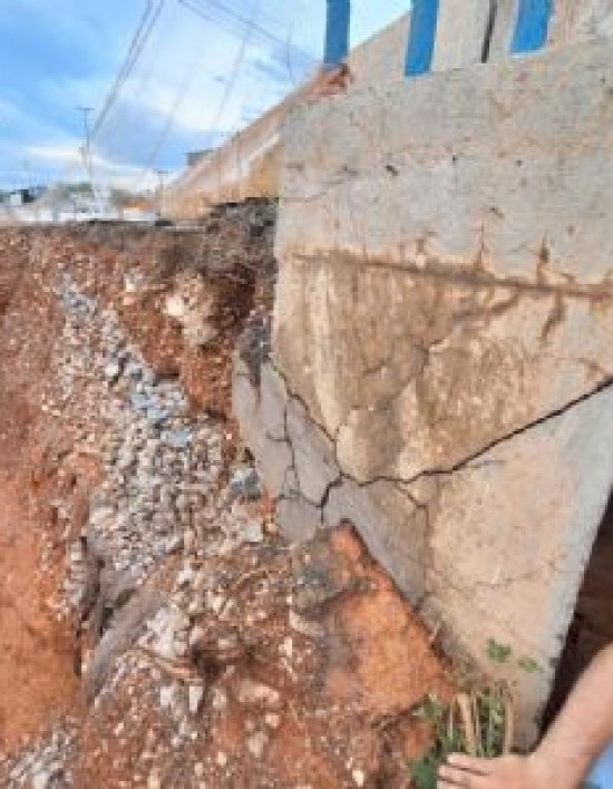 Problemas estruturais em viaduto irá estender obra do Complexo Leblon em mais quatro meses