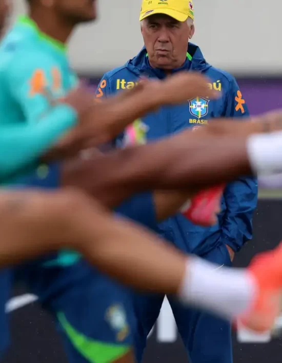 Brasil enfrenta Equador na estreia do italiano Carlo Ancelotti