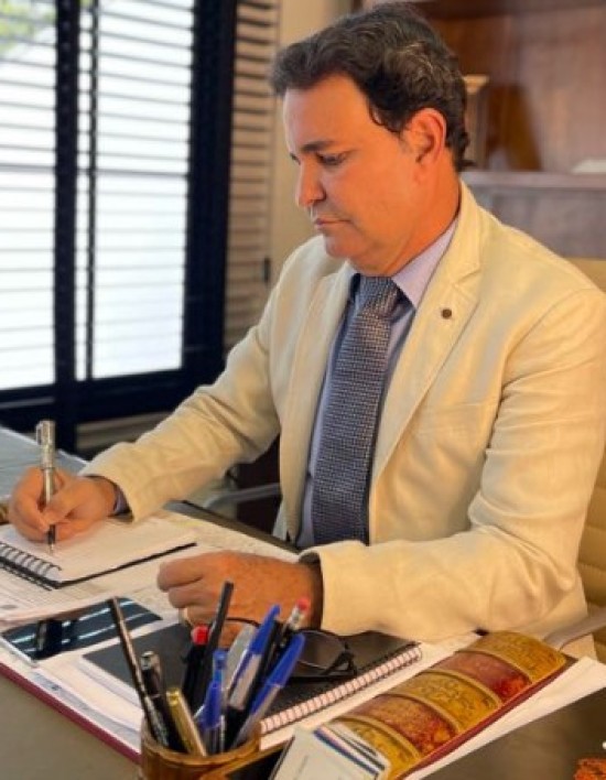 Dr. Ocimar Carneiro de Campos PRECATÓRIOS SOLUÇÃO OU ARMADILHA FISCAL