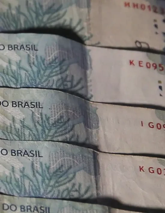 Mercado financeiro reduz previsão da inflação para 5,18%