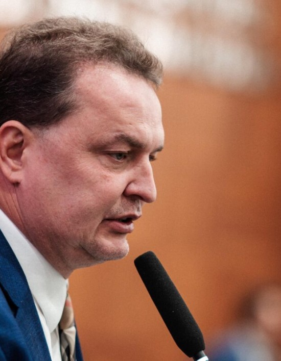 Projeto de Max Russi que garante formação para pessoas com deficiência nas autoescolas é sancionado