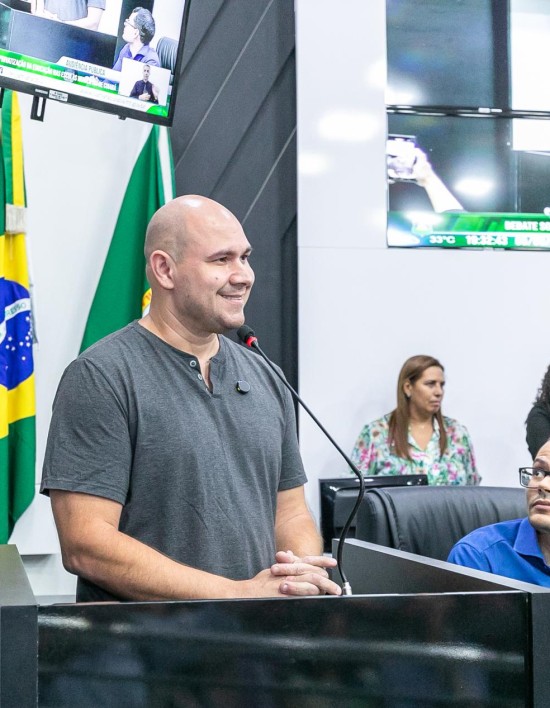 Prefeito propõe PPP para escolas sem impacto na contratação de professores