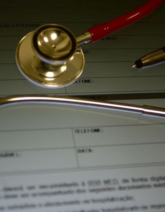 Quase 50% precisaram ajustar orçamento para não perder plano de saúde