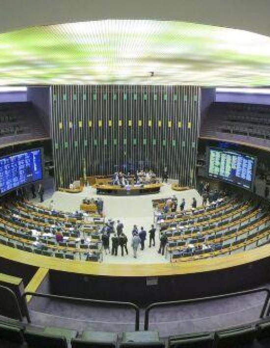 Câmara aprova MP que agiliza análise de benefício do INSS