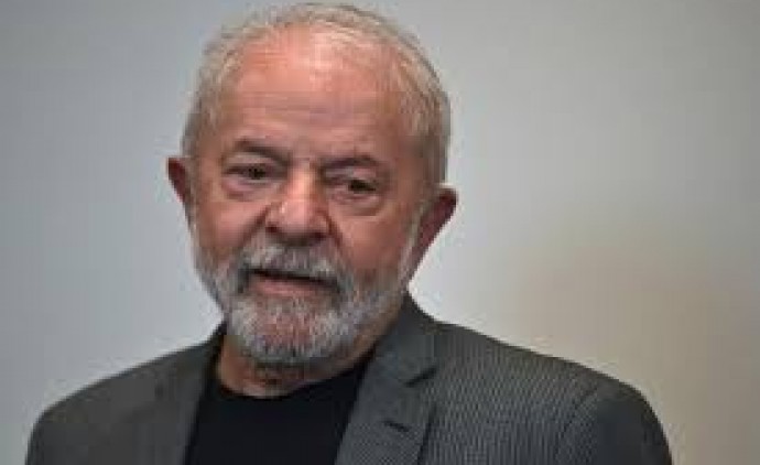 Depois de descansar na Bahia, Lula retorna a São Paulo