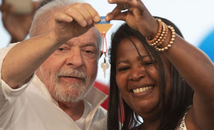 Política MT Lula assina medida provisória que retoma o Minha Casa, Minha Vida