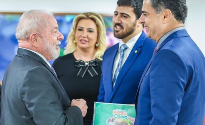 Política MT Lula recebe o prefeito Emanuel Pinheiro, Marcia Pinheiro e Emanuelzinho em Brasília
