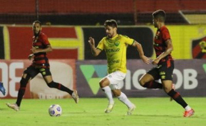 O Dourado enfrenta o Flamengo na próxima quinta na Arena Pantanal Cuiabá domina jogo, mas não finaliza e termina empatado sem gol com Sport