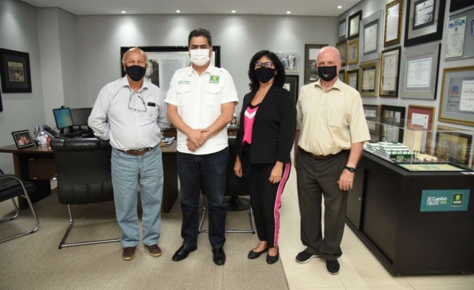 Prefeito de Cuiabá Emanuel Pinheiro recebe festeiros da tradicional festa de São Benedito