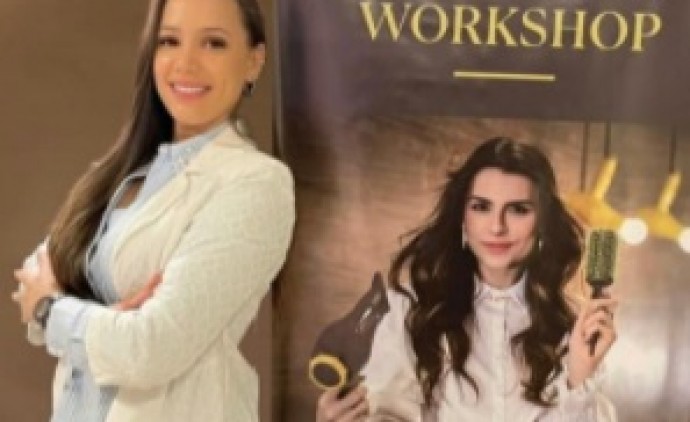 a empreendedora Jahnny de Alencar Gahyva Martins Empresária investe no mercado da beleza e inaugura em Várzea Grande nova unidade da Fast Escova com espaço kids