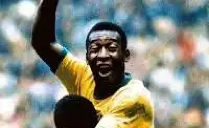 Lula sanciona lei que cria Dia do Rei Pelé, celebrado na data do milésimo gol