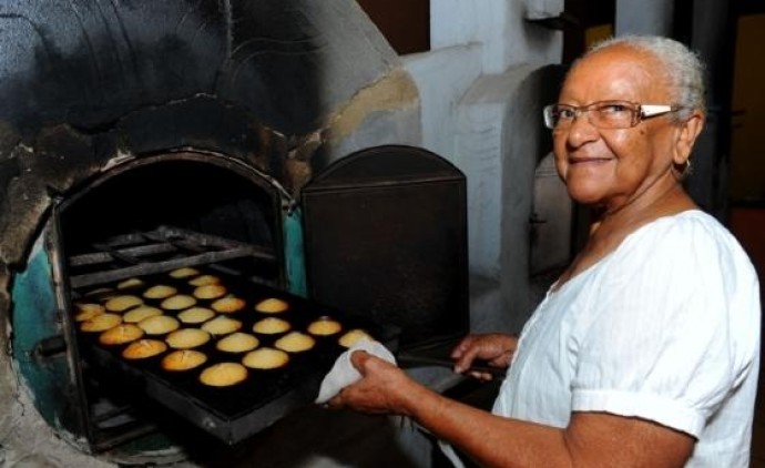 Morre aos 90 anos a cozinheira Dona Eulália, figura tradicional da cuiabania
