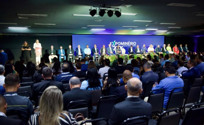 Governo de MT reforça compromisso com mineração sustentável e aponta iniciativas para fortalecer o setor