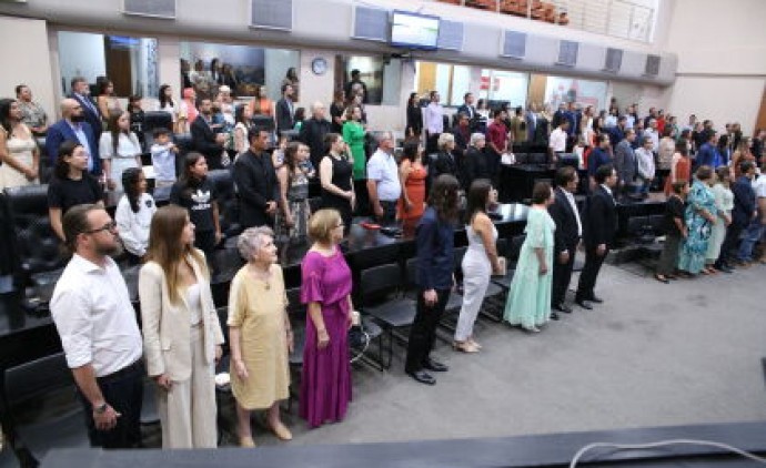 ALMT homenageia personalidades com entrega de honrarias