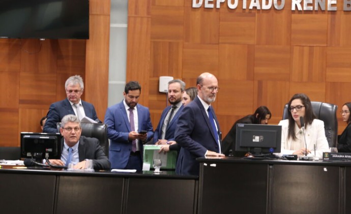 Deputados de MT aprovam PLC que altera cálculo do ICMS