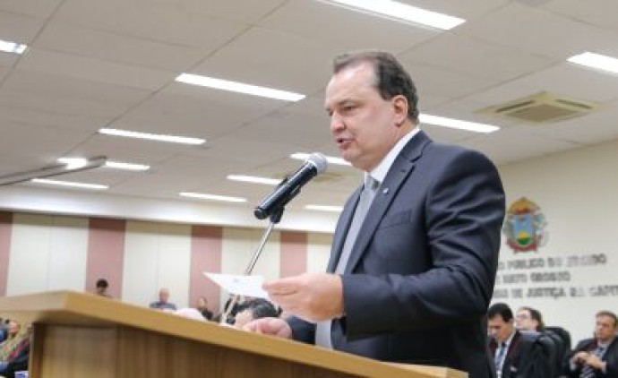 Max Russi participa da posse do novo procurador-geral de Justiça de MT