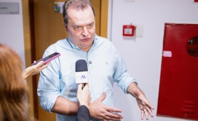 PRESIDENTE AL MT MAX RUSSI Produtores de queijo de MT terão apoio da Assembleia Legislativa para participar de Mundial na França