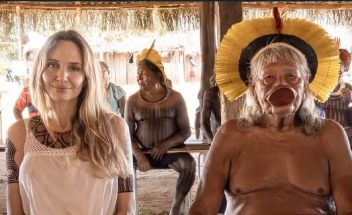 Confira a visita de Angelina Jolie em Mato Grosso