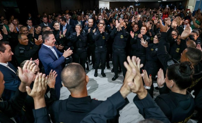 Governador Mauro Mendes Celebra Formatura de Novos Servidores do Sistema Penitenciário de Mato Grosso