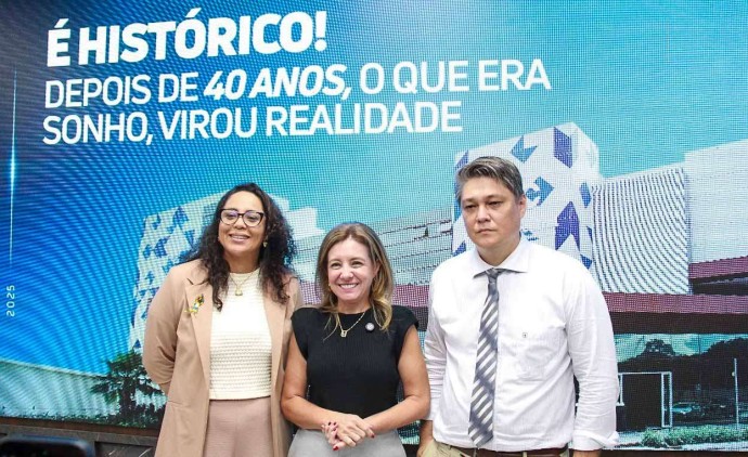 Moretti prestigia contrato com Albert Einstein e articula recursos para hospital de Várzea Grande