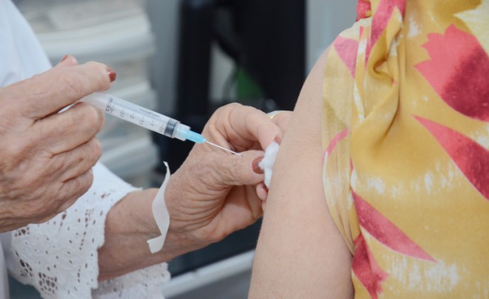 Prefeitura quer intensificar vacinação contra gripe em Cuiabá