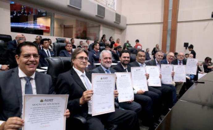 Indústria entrega Agenda Legislativa 2025 à ALMT