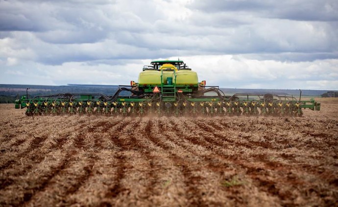 Mato Grosso deve liderar PIB dos estados brasileiros em 2025 e crescer quase o triplo da projeção nacional
