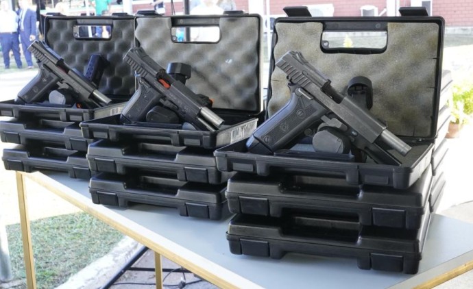 Governo de Mato Grosso destina 300 pistolas à Guarda Municipal de Várzea Grande