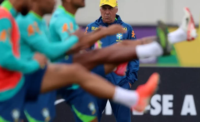 Brasil enfrenta Equador na estreia do italiano Carlo Ancelotti