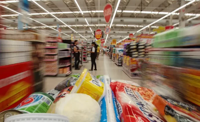 Cesta básica segue em alta e volta a se aproximar dos R$ 840,00 em Cuiabá