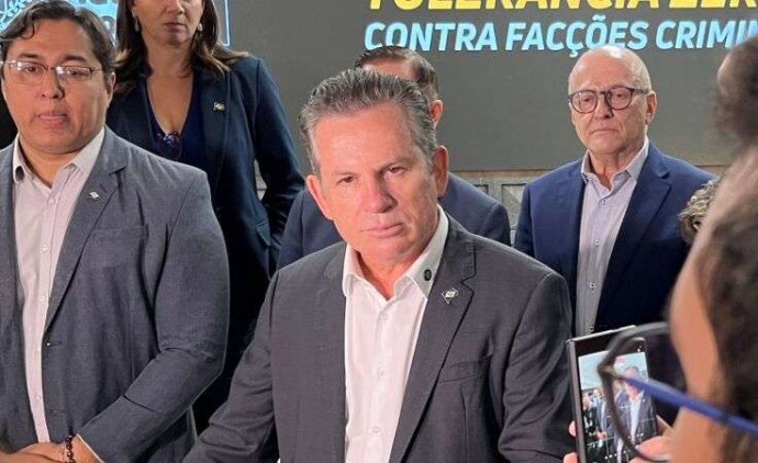 Em chamada de vídeo, Mauro parabeniza força-tarefa por prisão de quadrilha que assaltou banco