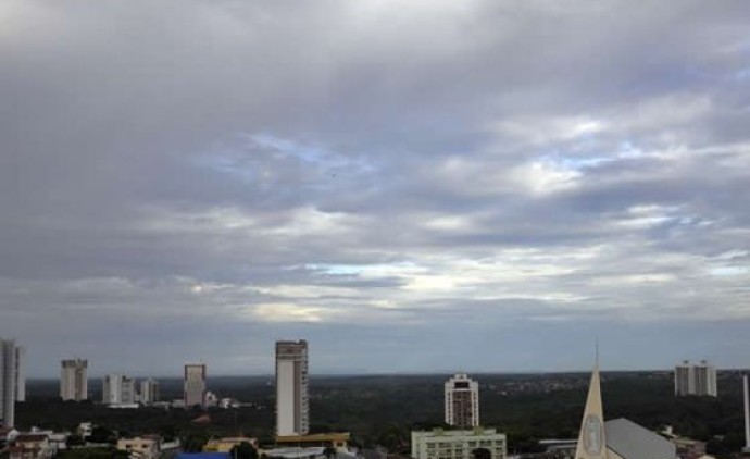 Frio chega com mínimas de 13°C nos próximos dias em Cuiabá