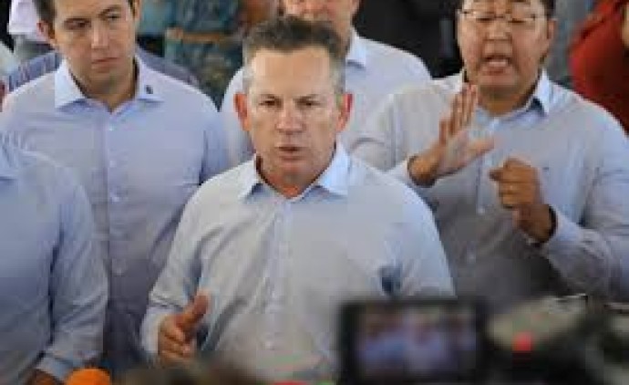 Mauro Mendes pede “paciência” e culpa falta de mão de obra por atraso do BRT em Cuiabá