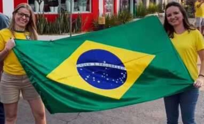 Ato pró-Bolsonaro em Cuiabá cerca de 3 mil pessoas pedem anistia e criticam STF