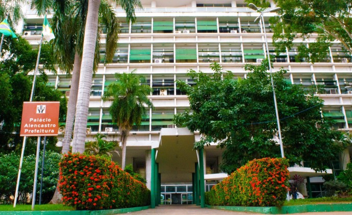 Câmara de Vereadores aprova “Pix do Dia do Professor” nos valores de R$ 100 e R$ 200