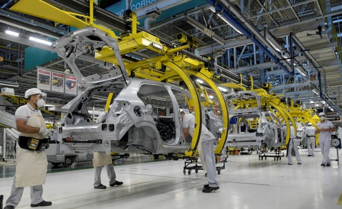 Trabalhadores da Volkswagen terão redução de jornada