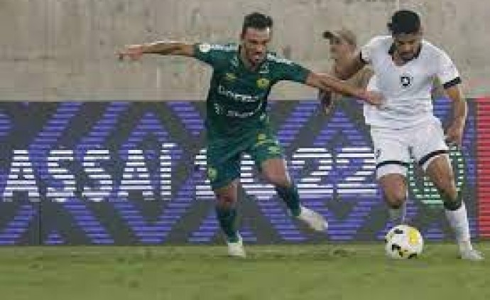 Cuiabá vence o Botafogo e trava reação no Brasileirão