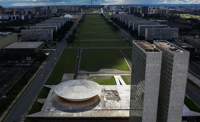 Aprovada PEC que proíbe União de criar despesas sem apontar receita