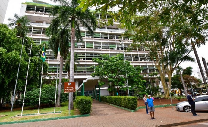 Servidores da Prefeitura de Cuiabá irão receber salários do mês de julho nesta sexta-feira (29)