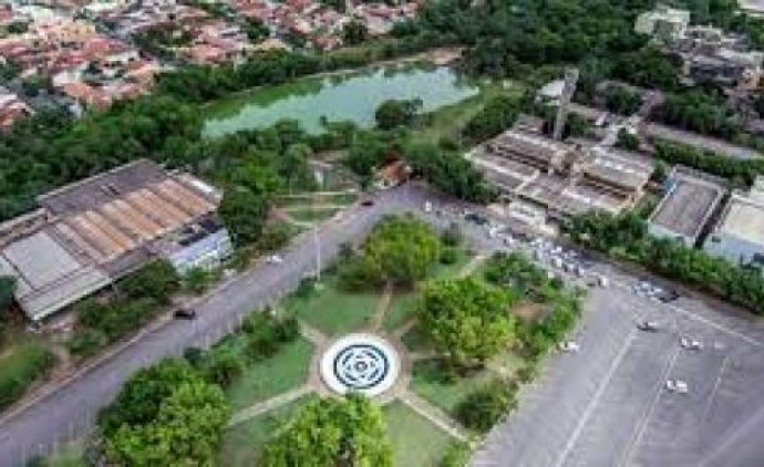 UFMT revoga resolução que exige cartão vacinal