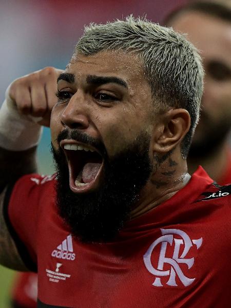 Flamengo é campeão carioca sobre o Fluminense e alcança sexto tri estadual TRI CAMPEÃO 2019/2020/2021 gabigol