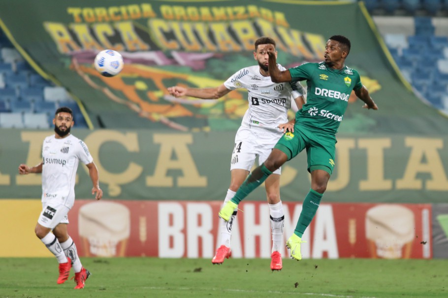 time de Cuieabá vence no brasileiro de futebol Cuiabá vence o Santos por 2 a 1 e sobe na tabela do Brasileirão